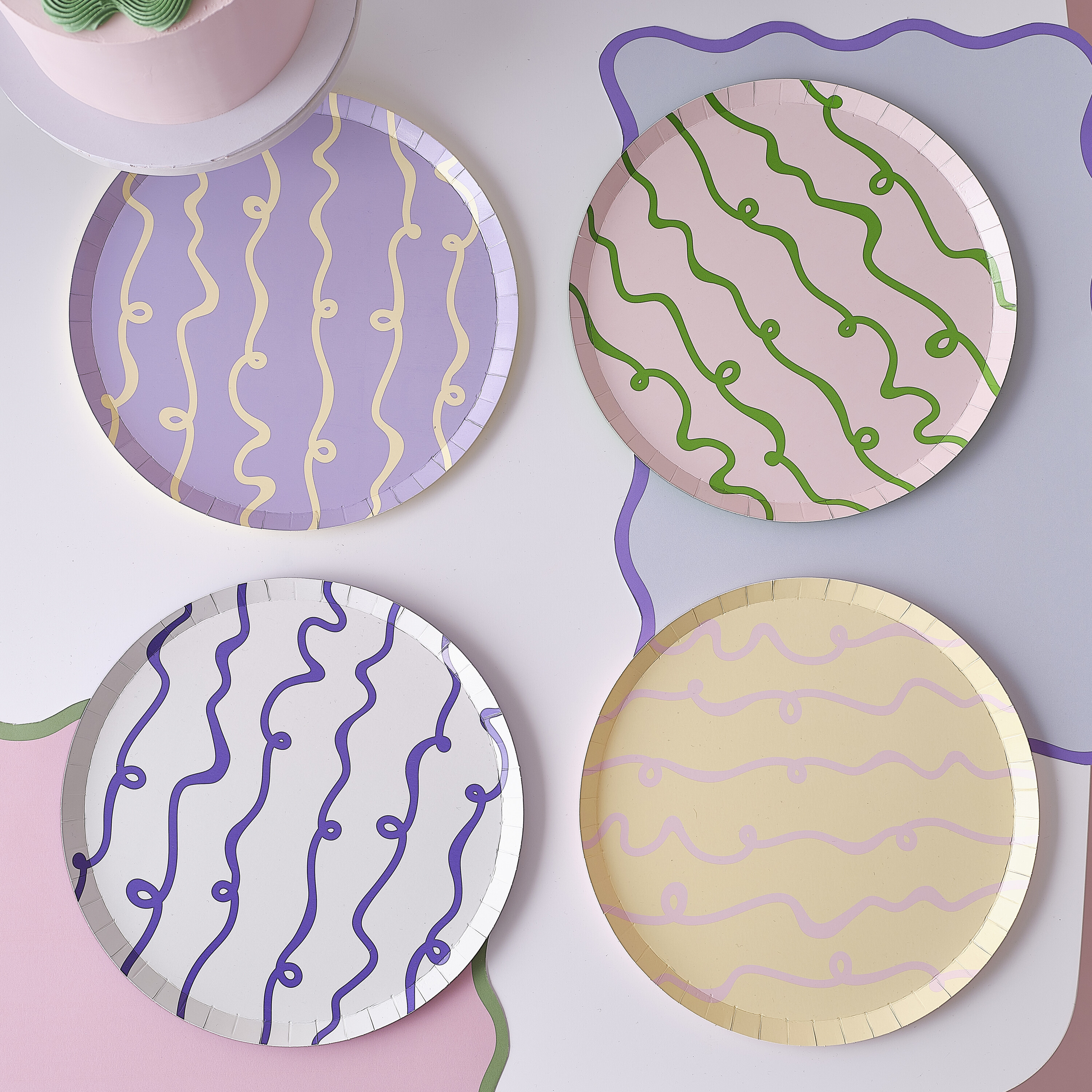 Wavy Pastel Paper Plates Ginger Ray