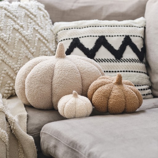 Pumpkin shaped throw pillow store
